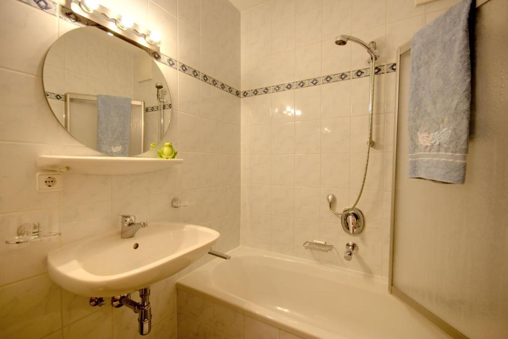 Ferienhof Stoeckl Finkenberg Habitación foto